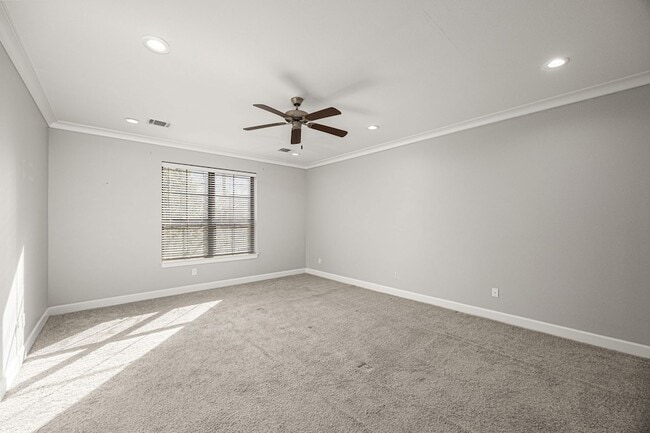 Building Photo - 2307 Langston St