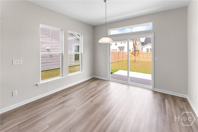 Building Photo - 116 Peabody St