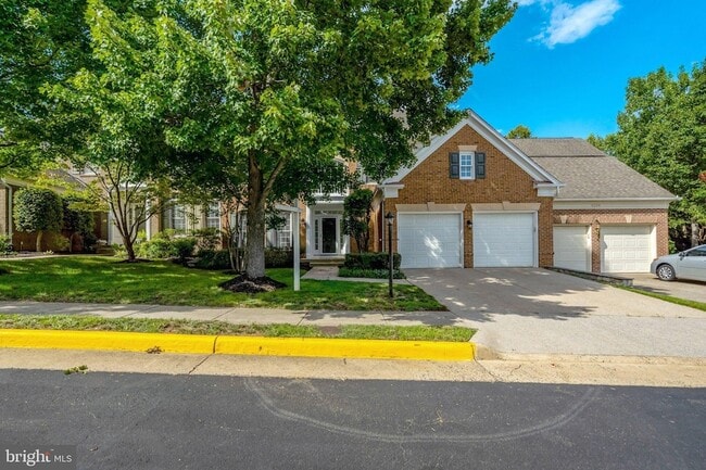 Building Photo - 5257 Winter View Dr