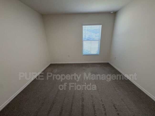 Building Photo - 618 SE 65th Terrace