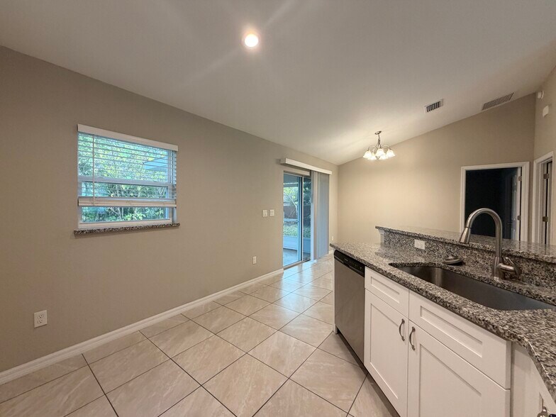 Building Photo - 7 Juniper Pass Way