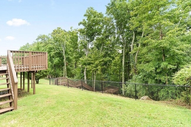 Building Photo - 3136 Brook Hill Dr