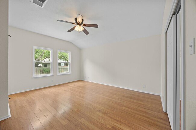 Building Photo - 1617 Abbey Ln