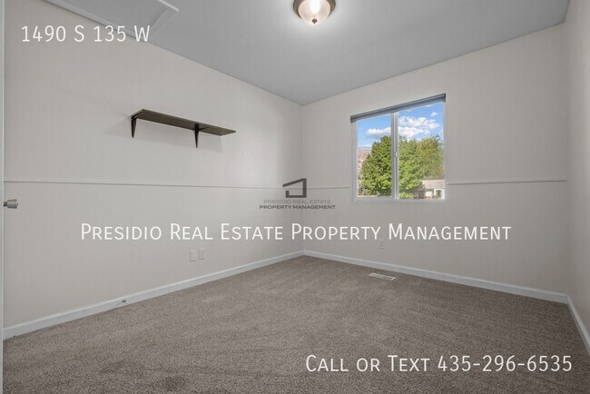 Building Photo - 1490 S 135 W