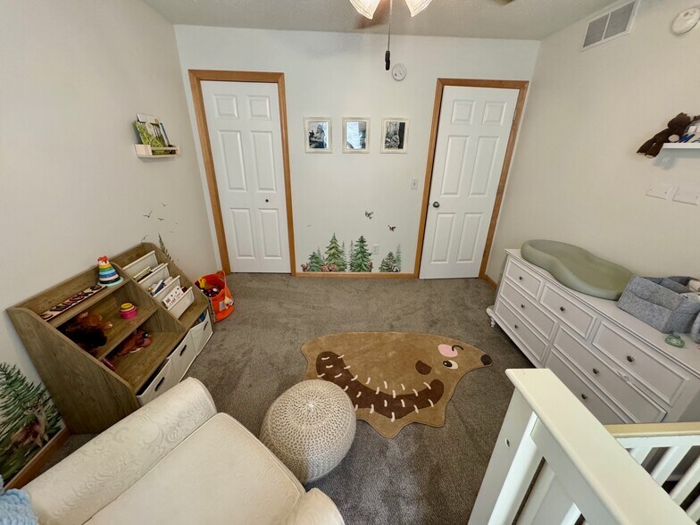 Second Bedroom - 11217 Kinsley St