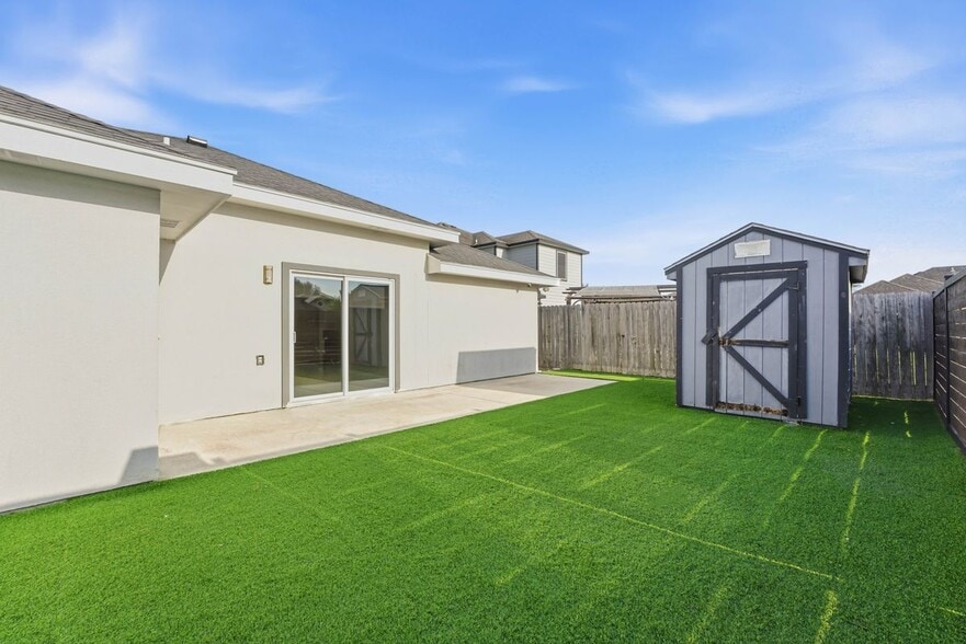 Building Photo - 4000 S Las Nubes St