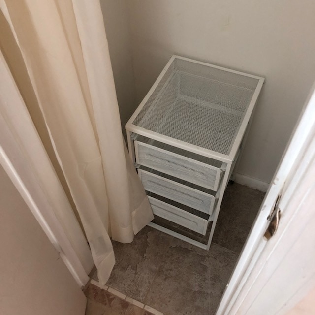 Building Photo - 2400 Perry St