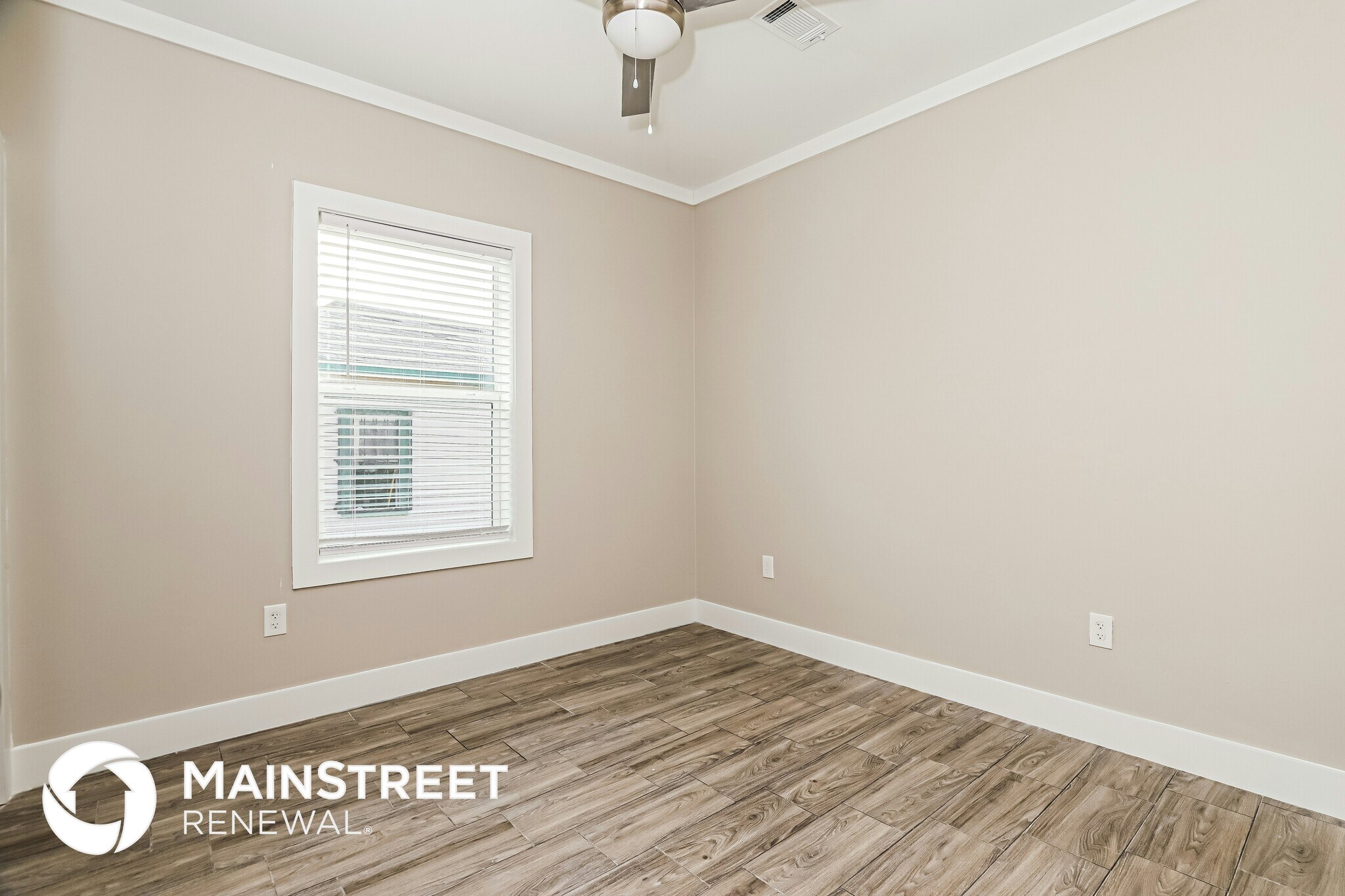 Building Photo - 839 Perez St