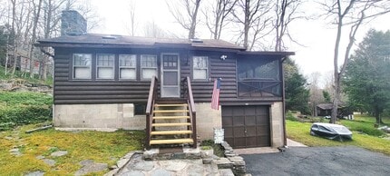 Building Photo - 41 Catskill Trail