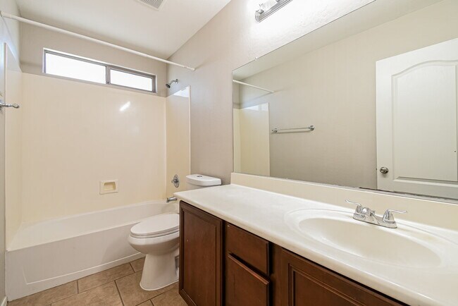 Building Photo - 39245 N Cali Cir