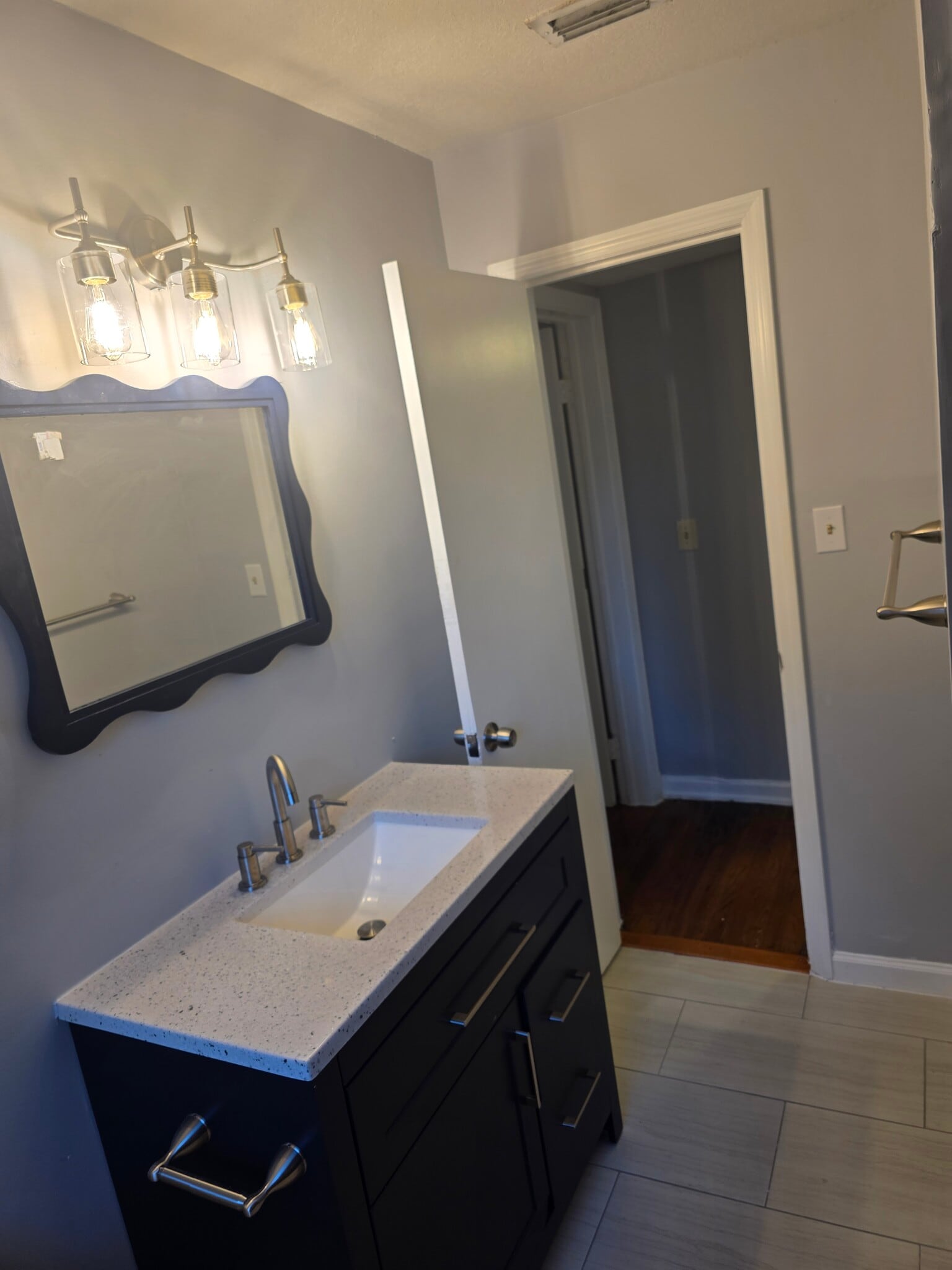 Main Bathroom - 2232 Ribault Scenic Dr