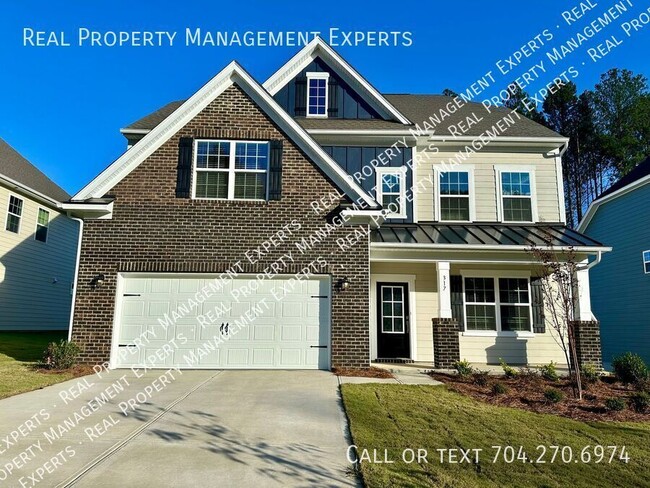 Primary Photo - Stunning New Construction 5BR/3.5BA Home i...