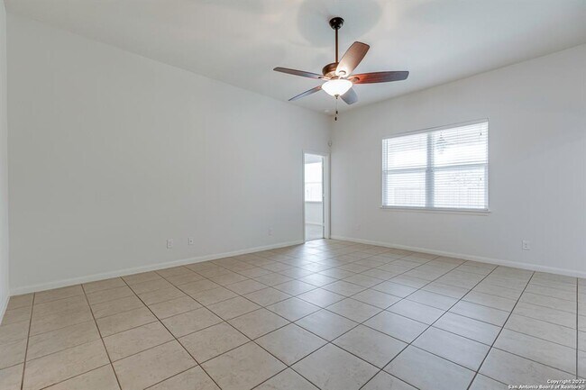 Building Photo - 7810 Creekshore Cove