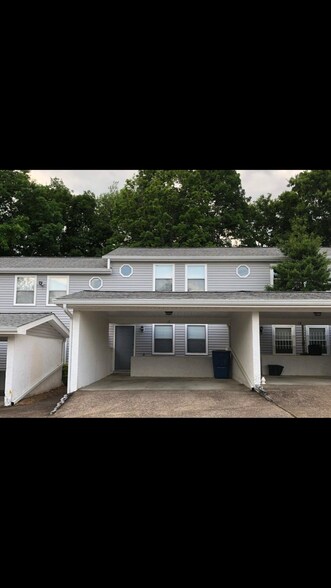Building Photo - 326 W Midvale Ave