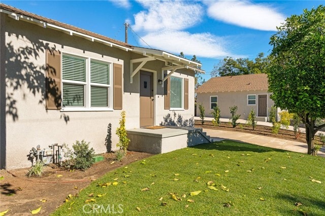 Building Photo - 267 Olive St