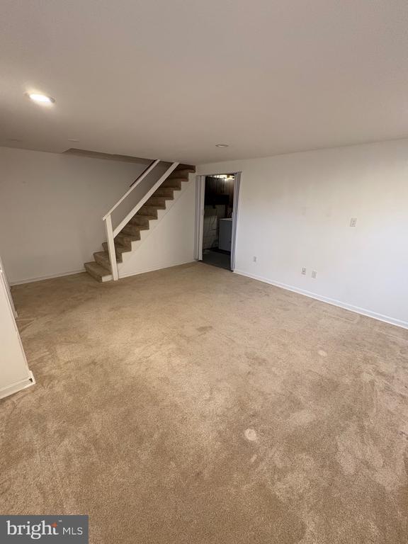 Building Photo - 146 Dumbarton Rd