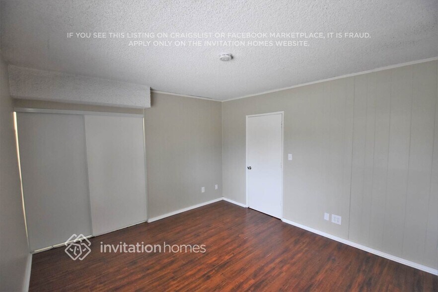 Building Photo - 15857 Liggett St