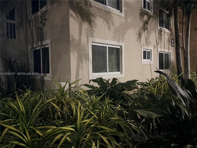 Building Photo - 7840 Camino Real