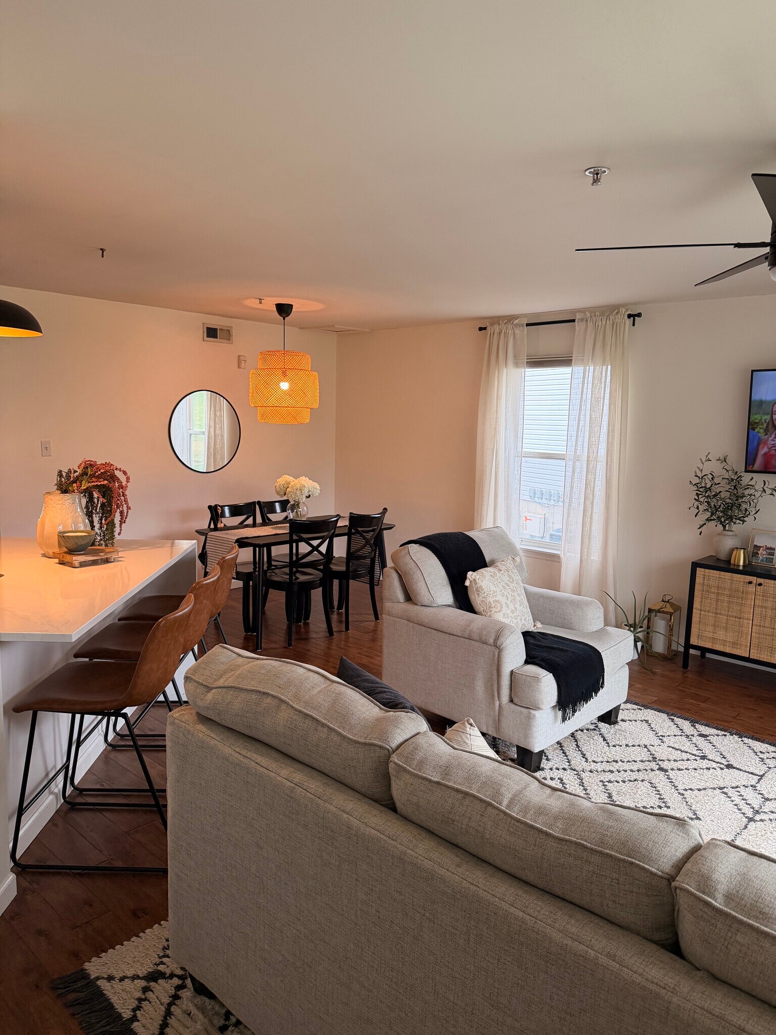 Main Living Area - 1609 Forest Springs Ln
