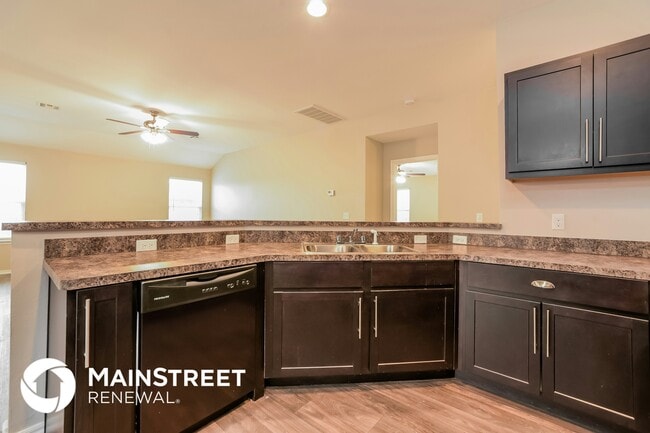 Building Photo - 4405 Windgate W Rd