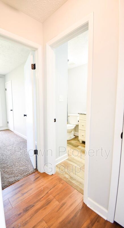 Building Photo - 2209 Rustic Trail