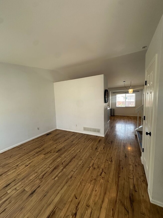 Building Photo - Move-In Ready 4-Bedroom Home in Stetson Hills with Fenced Yard