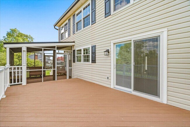 Building Photo - 7375 Freestate Dr