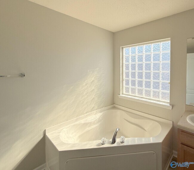 Building Photo - 117 Haven Ridge Rd