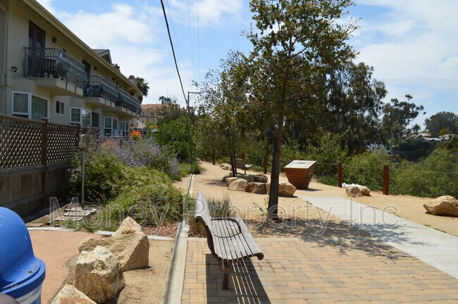 Building Photo - 4090 Falcon St