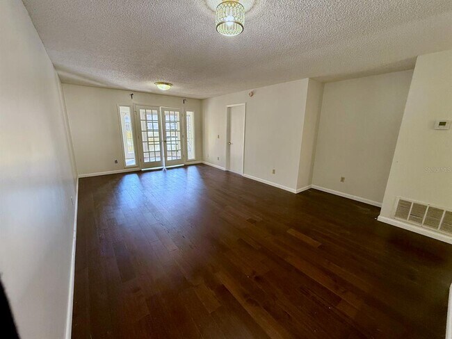 Building Photo - 4454 Middlebrook Rd