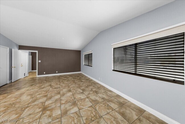 Building Photo - 6440 Bugbee Ave