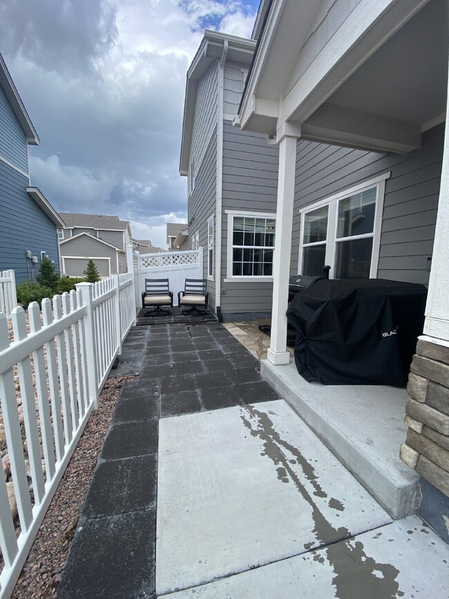 Building Photo - 3 bedroom - Shady Ridge