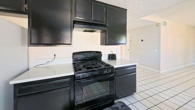 Building Photo - 12658 Heartleaf St