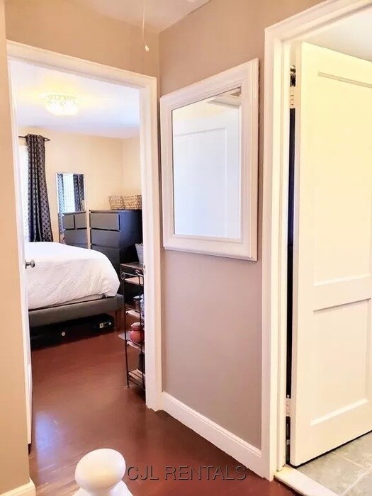 Building Photo - 62 Pierce Rd