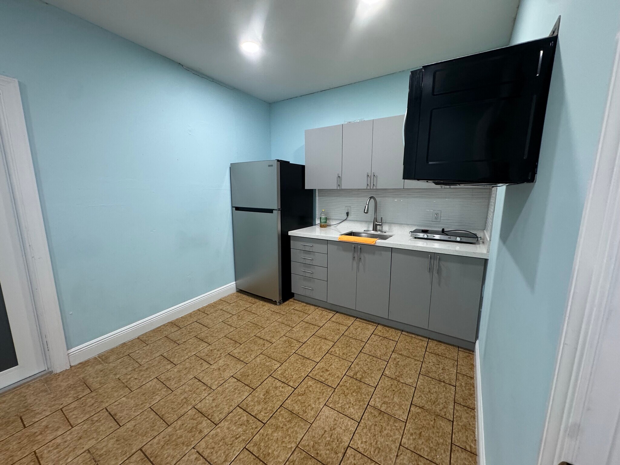 Building Photo - 12650 SW 195th Ter