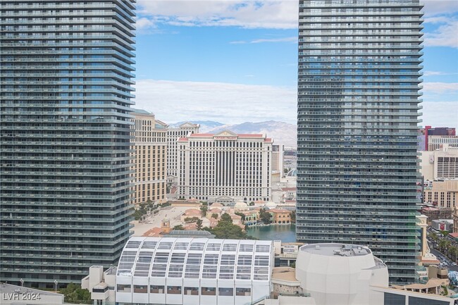 Building Photo - 3722 S Las Vegas Blvd