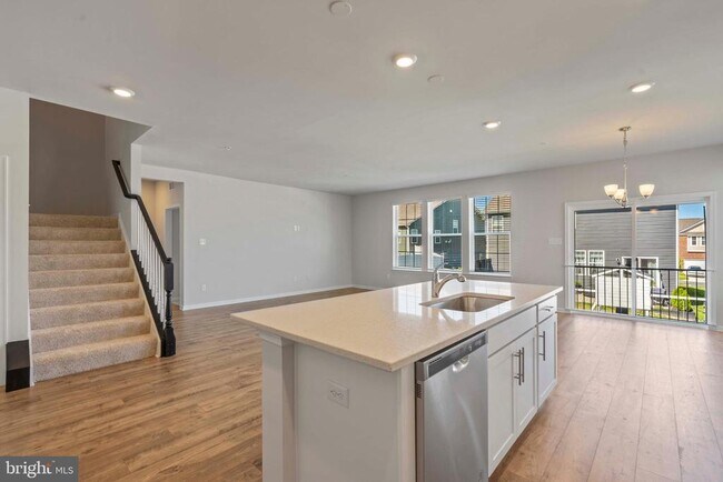Building Photo - 5713 Haller Pl