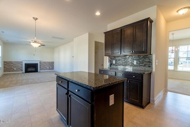 Building Photo - 508 Eagles Wy