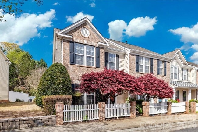 Building Photo - 4102 Christine Ln