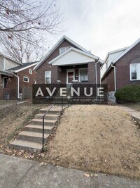 Building Photo - 4938 Walsh St