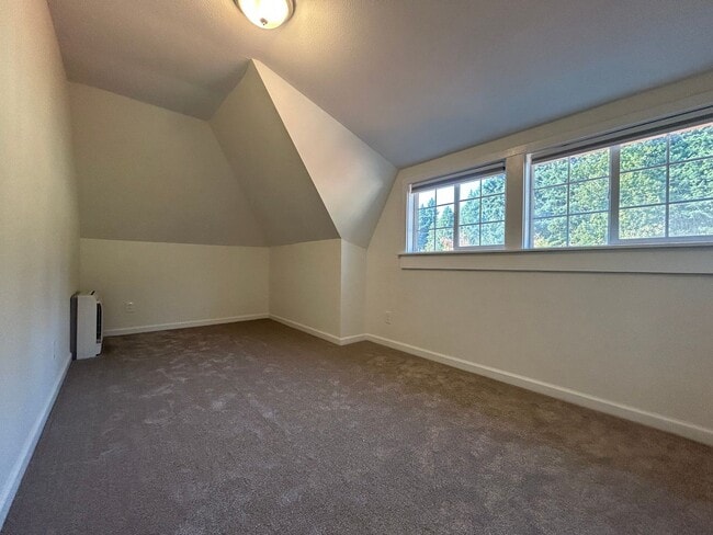Building Photo - Welcome to your new home!
