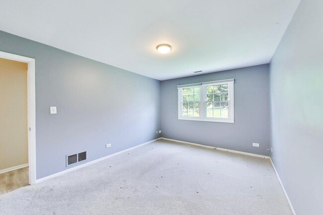 Building Photo - 106 Regency Dr