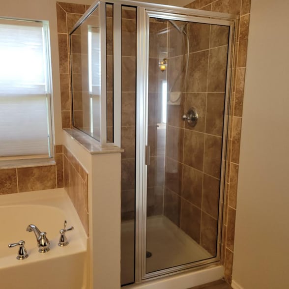 Building Photo - 5057 Gandross Ln