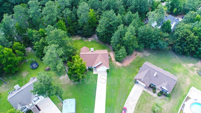 Building Photo - 105 Stoneybrook Dr