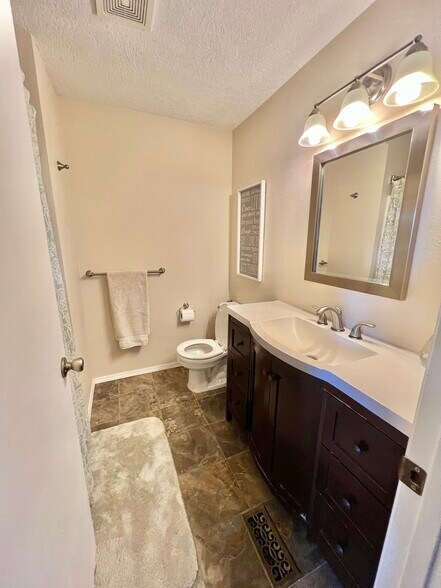 Building Photo - 15838 SW Bristlecone Way