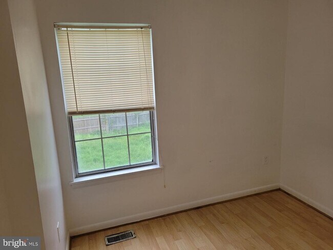 Building Photo - 13571 Princedale Dr