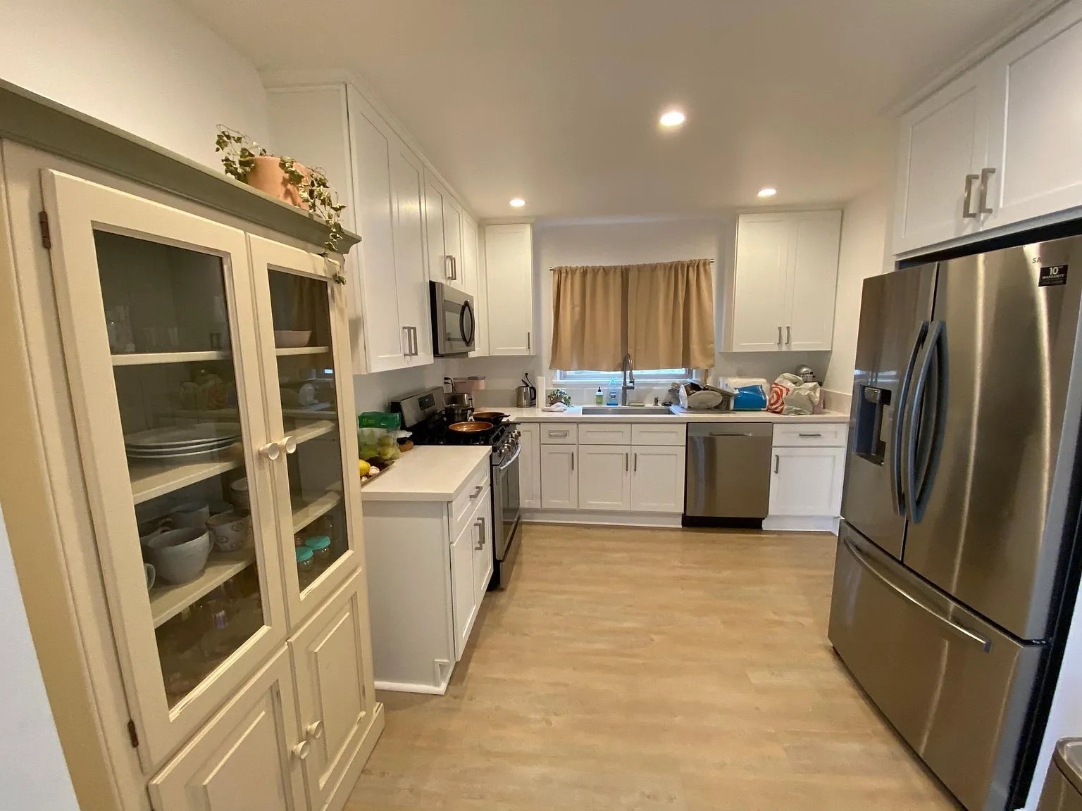 Building Photo - 1715 Glendon Ave