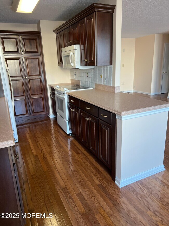 Building Photo - 787 Ocean Ave