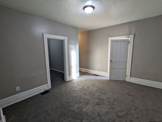 Building Photo - 1303 Woodland Ave