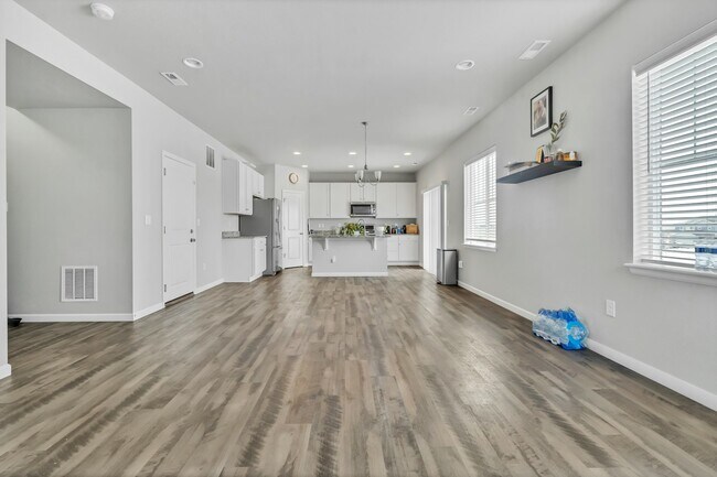 Building Photo - 12822 Crownover Wy